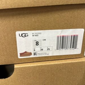 NEW in Box! Ugg Tazz size 8 Chestnut
